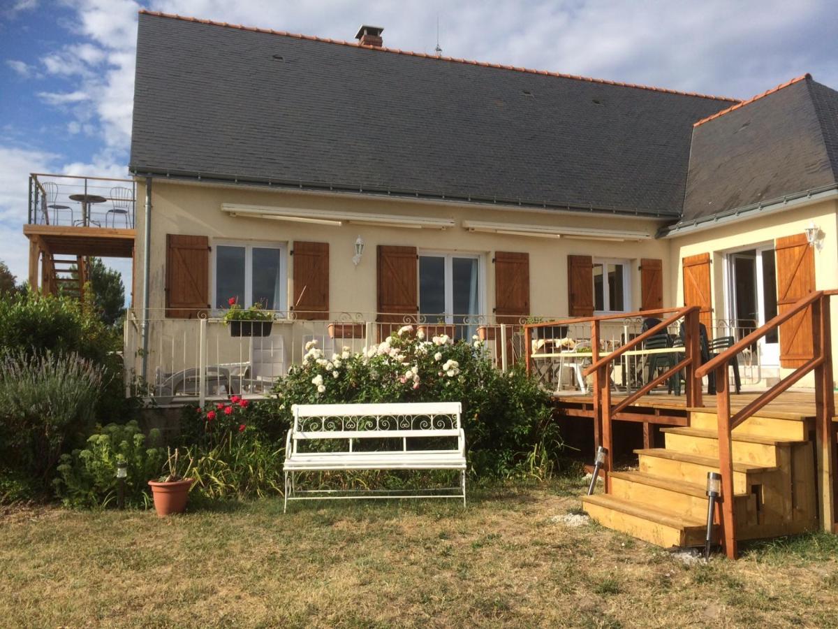Les Petits Chenes Bed & Breakfast La Pellerine  Exterior photo